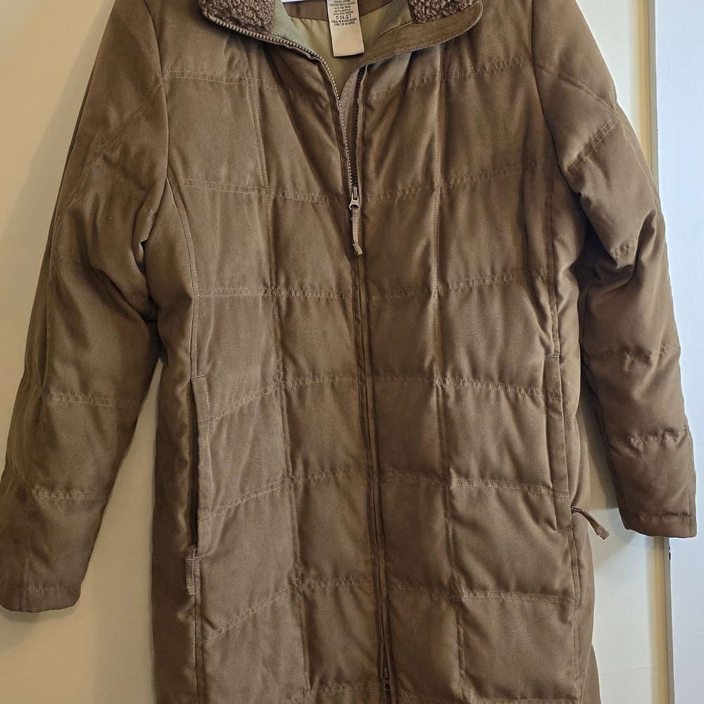 L.L. Bean Women’s Goose Down Long Winter Coat Faux Fur Collar Size L